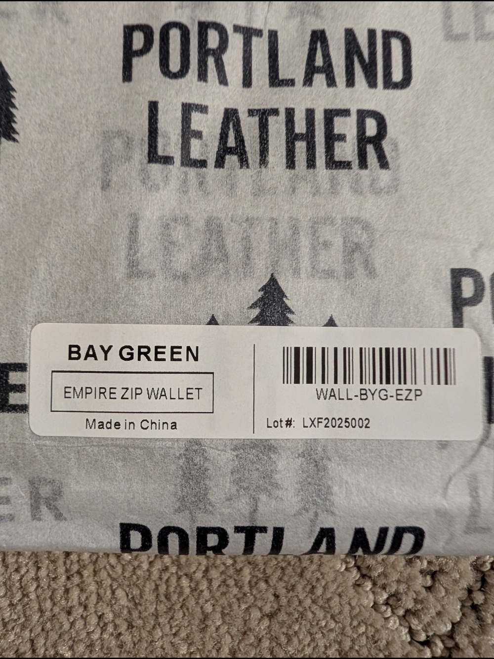 Portland Leather Empire Zip Wallet in Bay Green New With Tags - Picture 7 of 7